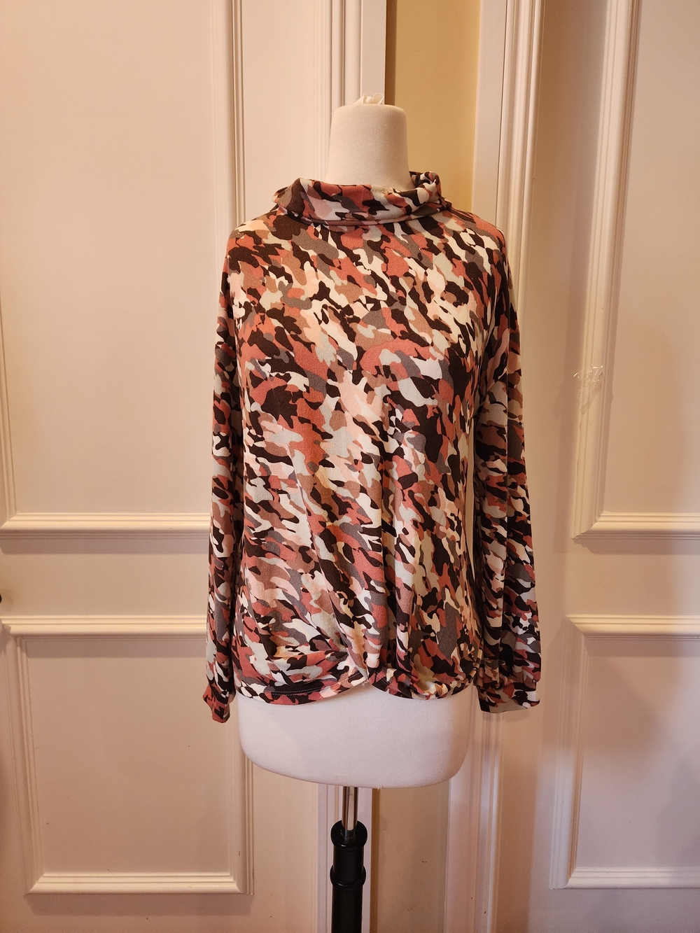 Zac & Rachel Pink Multi Camo Funnel-Neck Pullover